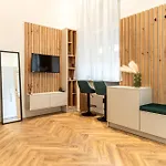 Downtown Suite By Stlcz